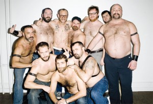 topless-guys-group-photo