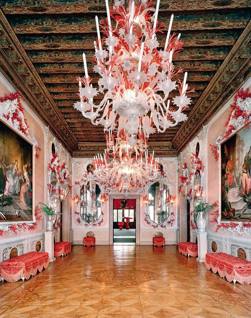 67-dodie-rosekrans_palazzo-venice_coral-and-goldA